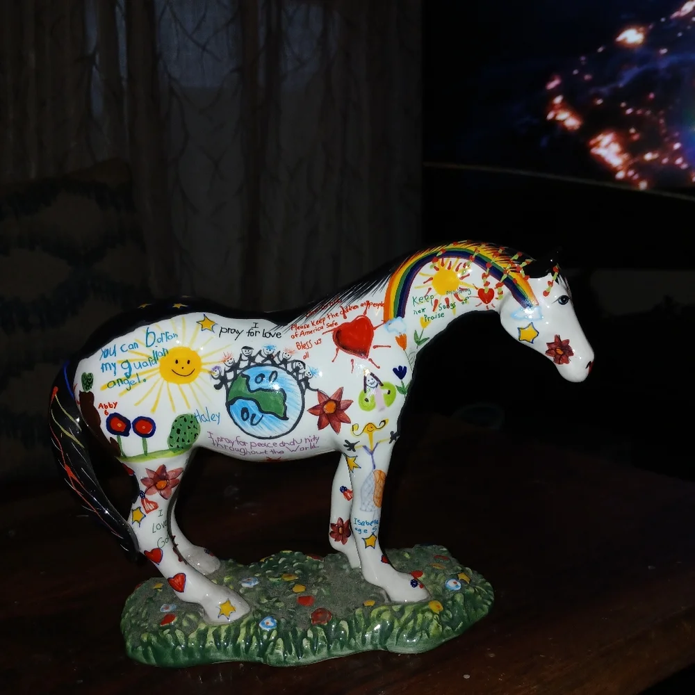 Ceramic Horse - Picture 1 of 3